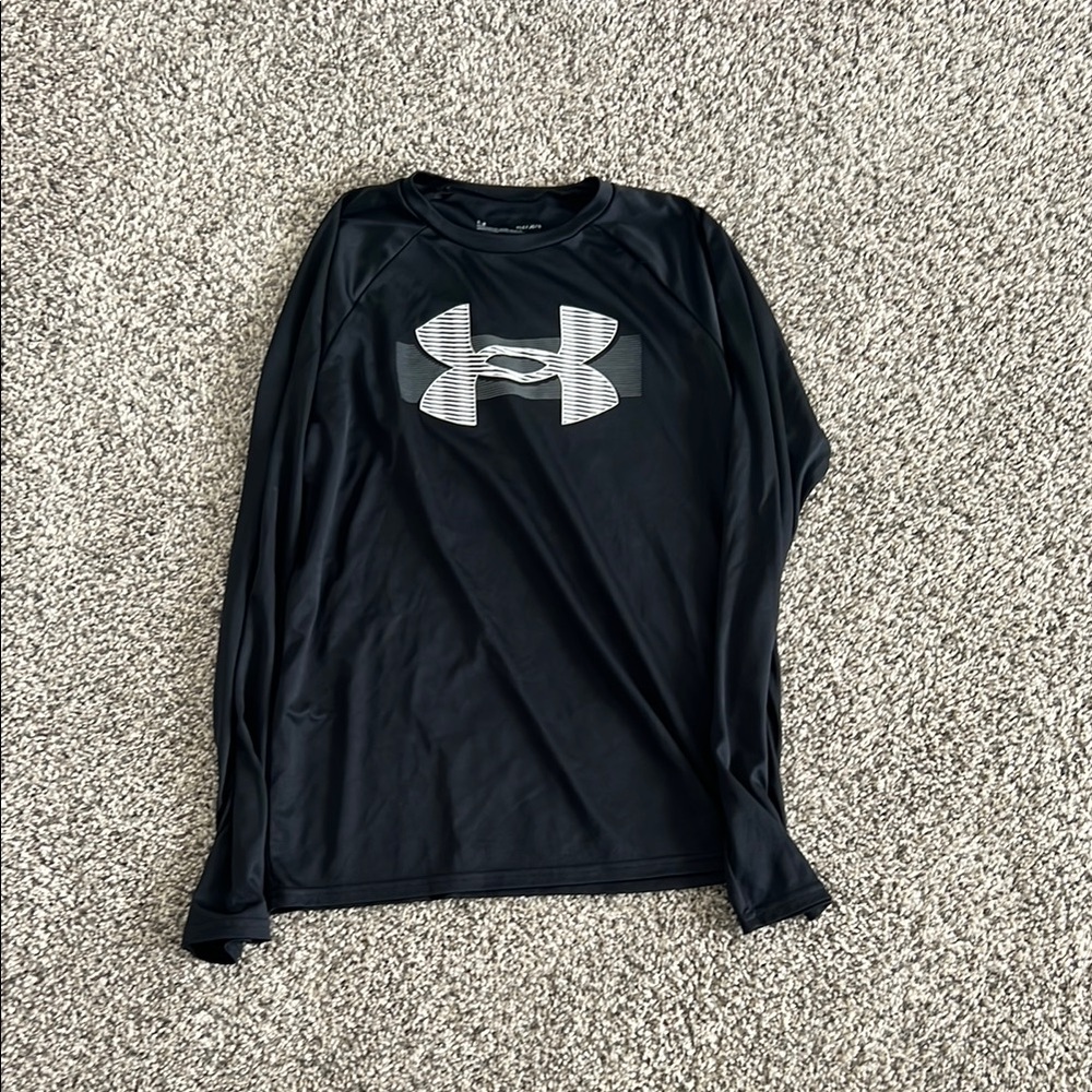 Under Armour Men's Black Long Sleeve Shirt - Never worn
